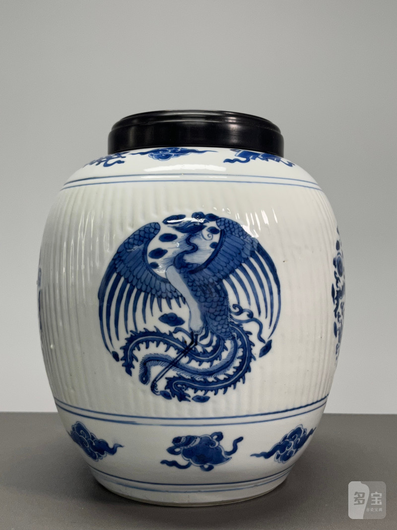 清康熙  青花龙凤纹瓜棱罐（带木盖） - 图4